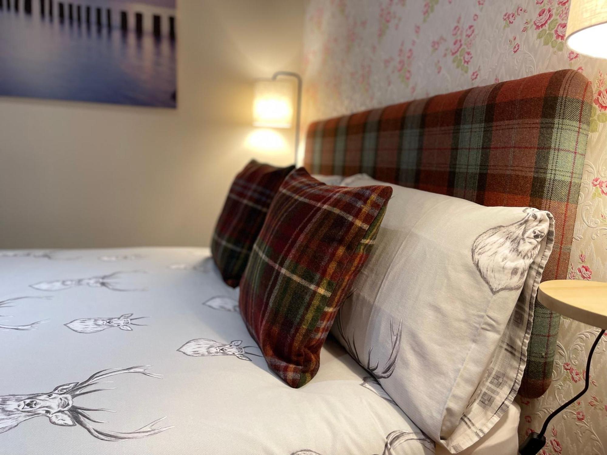 Carisbrooke Guest House Инвернесс Экстерьер фото